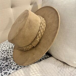 Stylish Tan Women's Hat